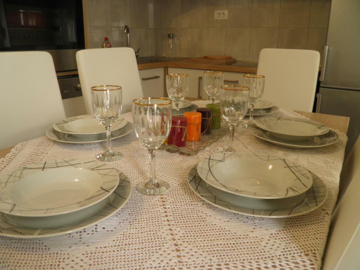 Apartment Dorothy Kaštela Buitenkant foto